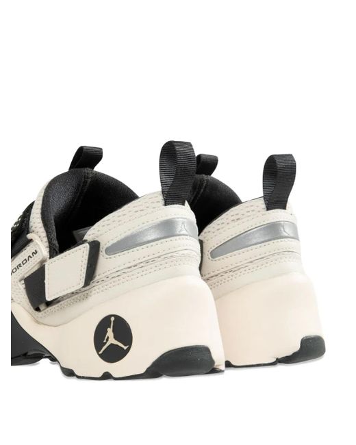 Nike Natural Strap Detail Quilted Sneakers