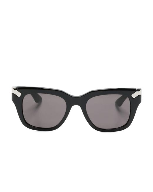 Occhiali da sole cat-eye con logo inciso di Alexander McQueen in Gray da Uomo