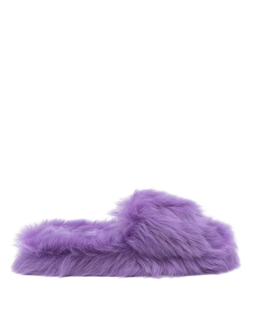 Faux-fur slippers Bottega Veneta de color Purple