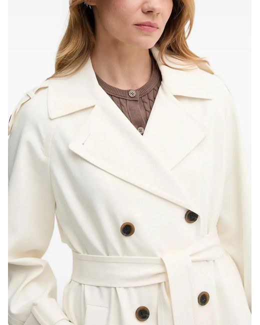 Abrigo Con Cinturón Y Doble Botonadura DKNY de color White