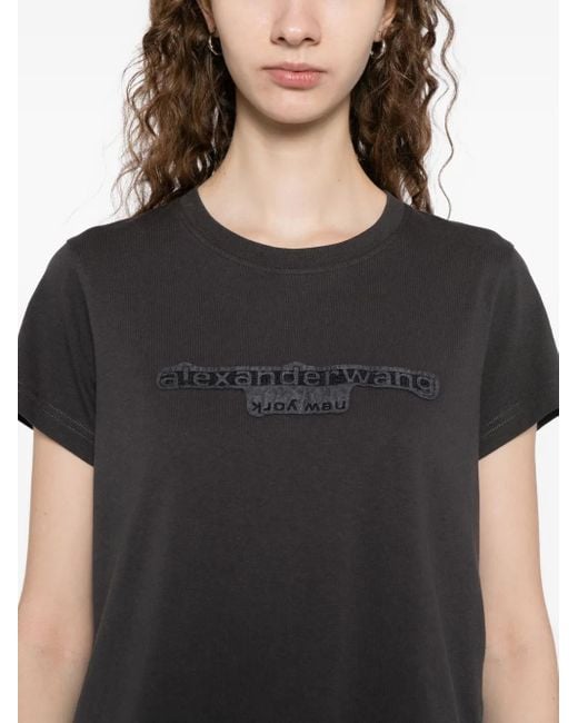 Camiseta corta con logo bordado Alexander Wang de color Black