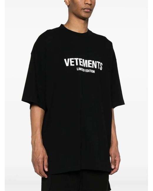 Vetements Black T-Shirt Mit Logo-Print