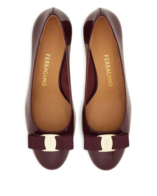 Escarpins Vara 40 Mm À Détail De Nœud Ferragamo en coloris Purple