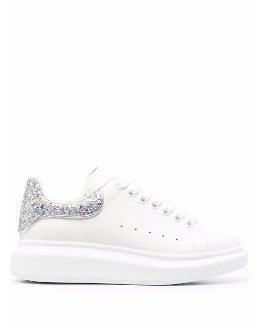 Sneakers Oversize Bianche Con Spoiler Glitter ArgentoAlexander McQueen in  Pelle di colore Bianco - 60% di sconto | Lyst