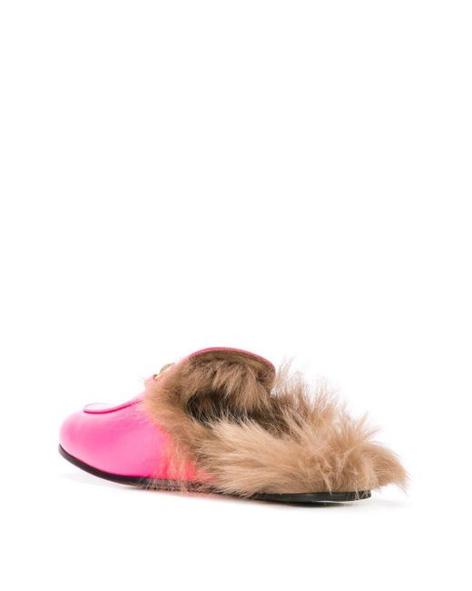 Gucci Met Bont Gevoerde Princetown Loafers in het Roze voor heren Lyst NL
