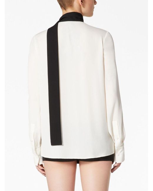 Blusa georgette con detalle de fular Valentino Garavani de color White