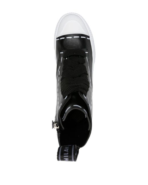 Sneakers alte con stampa di Moschino in Black