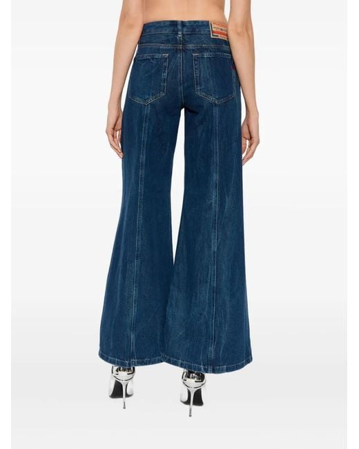 DIESEL Blue D-Akii Jeans mit Einsätzen