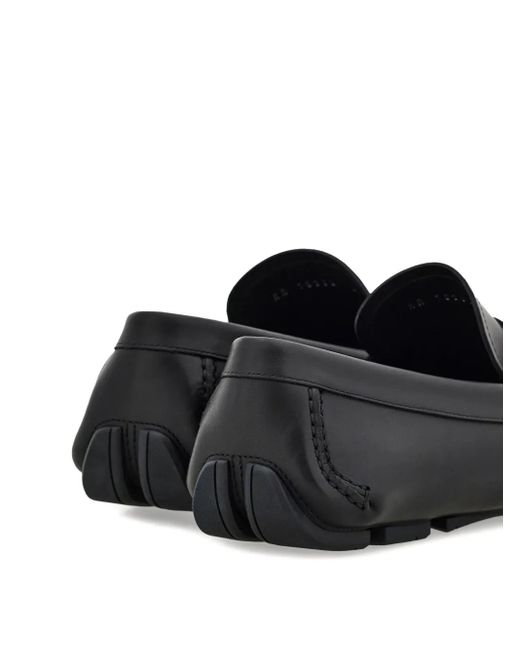 Ferragamo メンズ ブラック ガンチーニ ローファー 【公式通販】