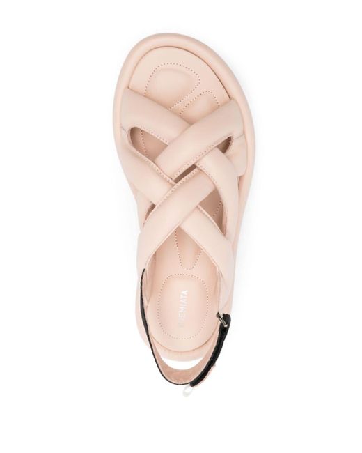 Sandales matelassées en cuir Premiata en coloris Pink