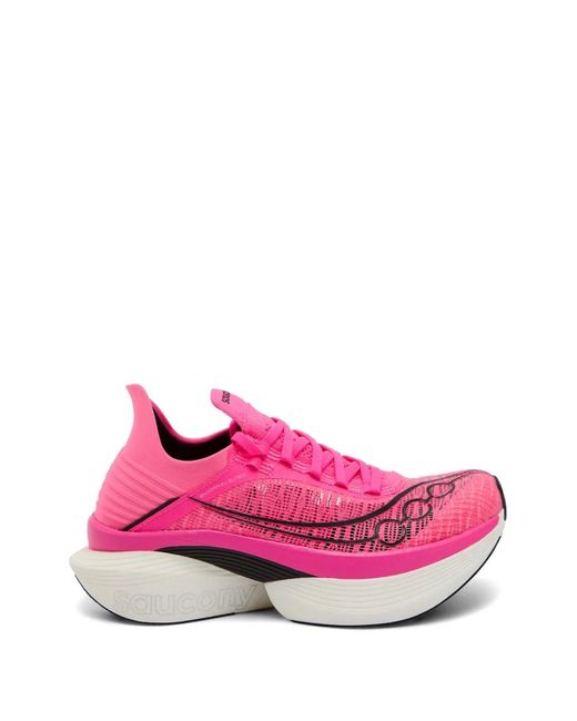 Saucony Pink Baskets Endorphin Elite 2