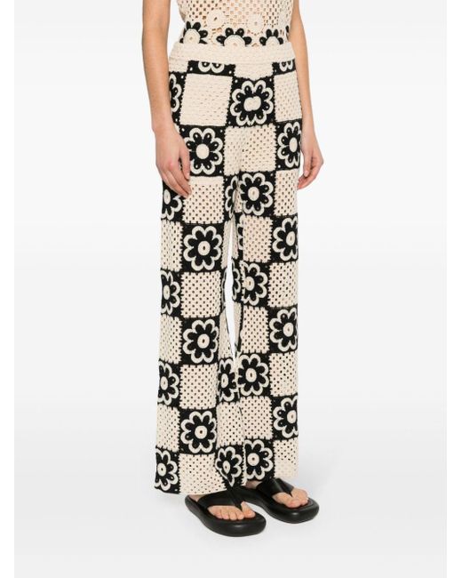 パンツ MAISON SPECIAL/Crochet Flower Knit Pants MAISON SPECIAL（メゾンスペシャル）の「かぎ針フラワーニット