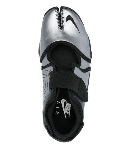 Nike Black Air Max Leather Sneakers