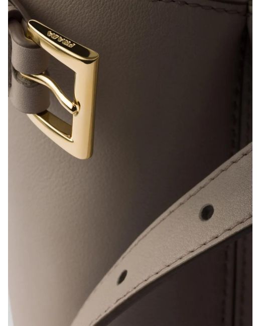 Prada Brown Mittelgroße Buckle Tote Bag