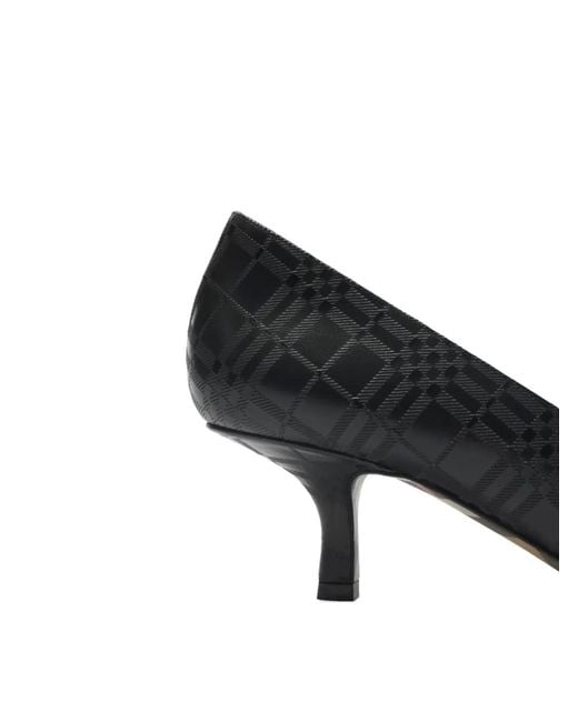 Burberry Black Check Leather Dame Low Pumps