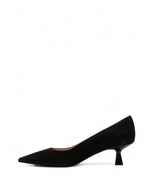 Stuart Weitzman Black Stuart Sculpt Pointed-Toe Pumps