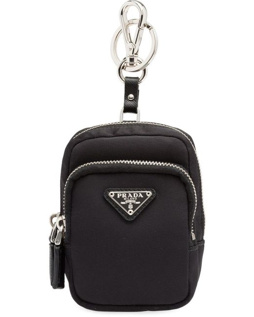 Porte-clés à mini sac à dos Prada pour homme en coloris Noir | Lyst