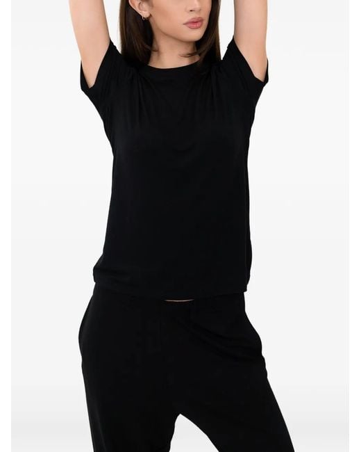 On/Off Essentials Black The Everyday T-Shirt
