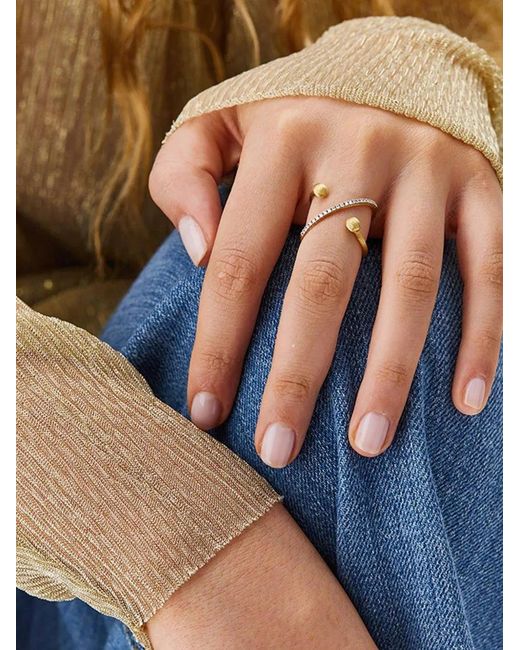 Nanis Metallic 18K Small Élite Diamond Criss-Cross Ring