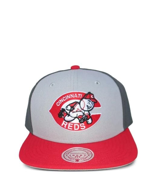 Mitchell & Ness Embroidered Hat for men