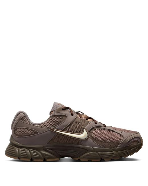 Nike Brown V5 Rnr Low-Top Sneakers for men