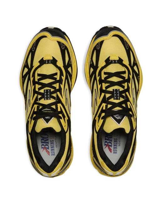 Brooks Yellow Cascadia Sneakers for men