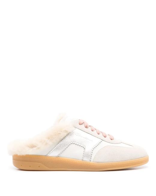 Pantofole stringate in shearling di Santoni in White
