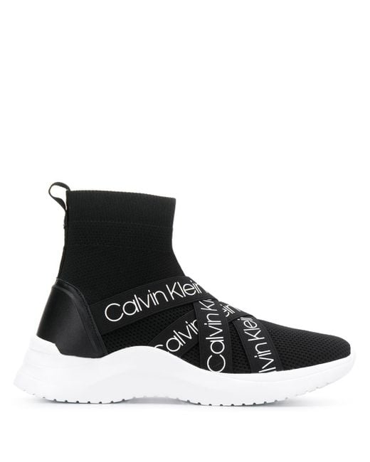 Zapatillas tipo calcetín con tira con logo Calvin Klein de color Black