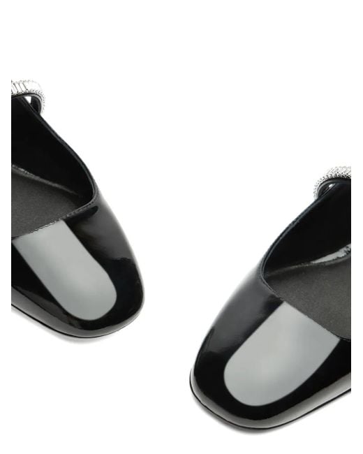 Stuart Weitzman Slingback Ballerina's Verfraaid Met Kristallen in het Black