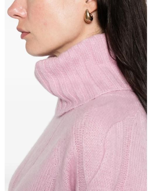 Maglione A Collo Alto di Allude in Pink
