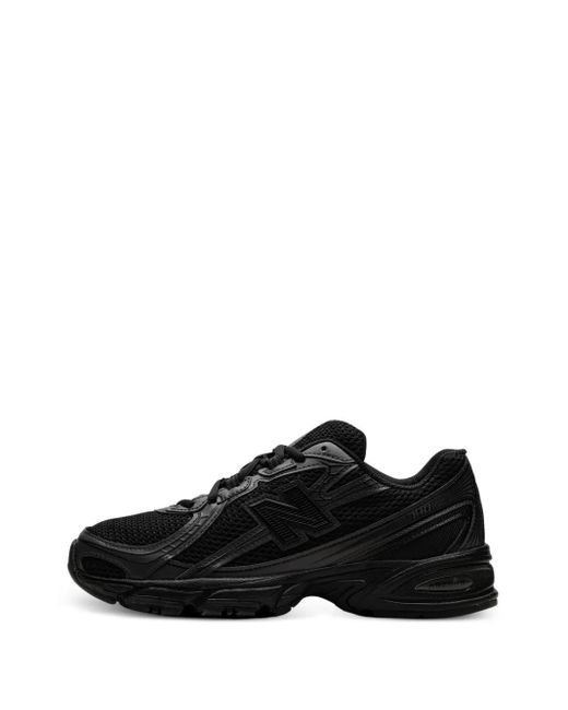 New Balance Black 740 Sneakers