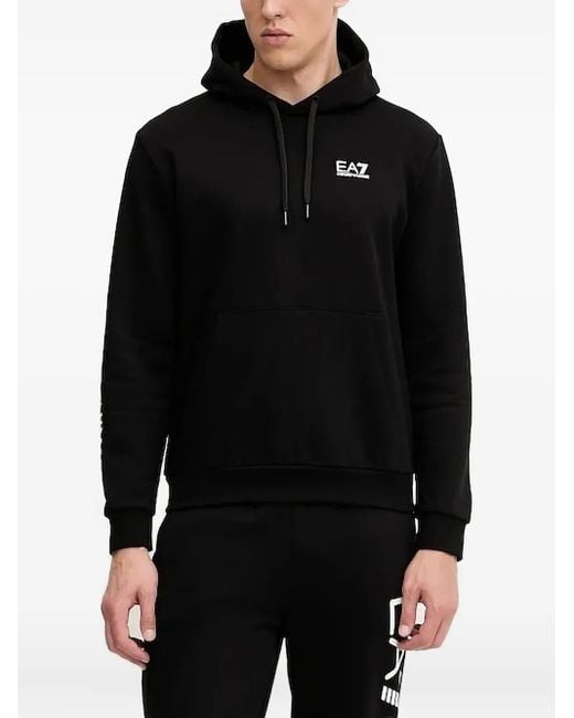 Sudadera con capucha y detalle del logo EA7 de hombre de color Black