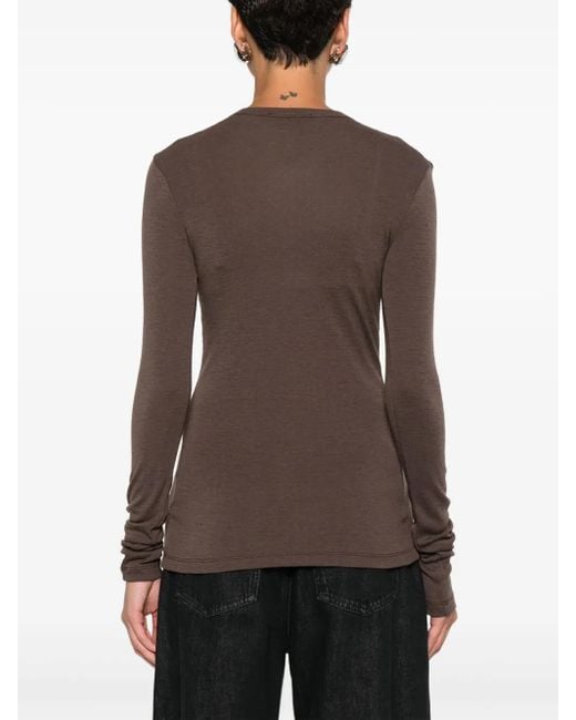 Top con cuello redondo Rohe de color Brown