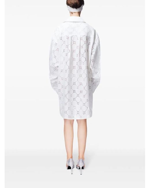 Area White Hemdkleid Mit Lochstickerei