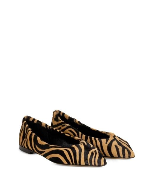 Pomme D ́Or White Zebra-Pattern Flat Pumps