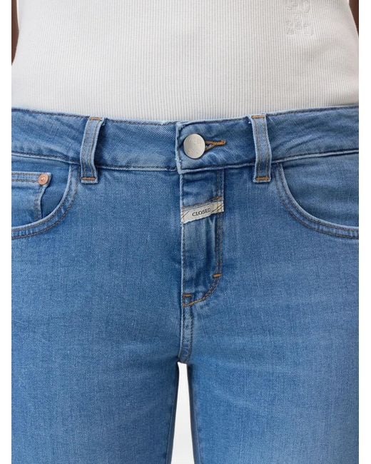 Jean Baker Closed en coloris Blue