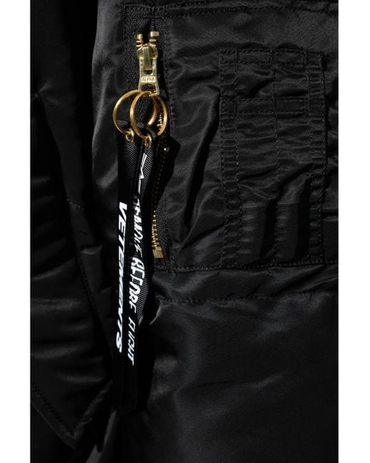 Chaqueta bómber acolchada con capucha Vetements de hombre de color Black