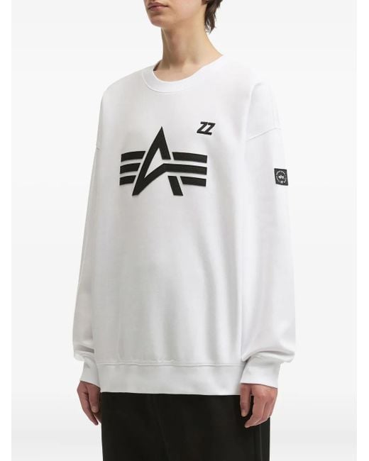 Izzue White Logo-Patch Crew-Neck Sweatshirt for men
