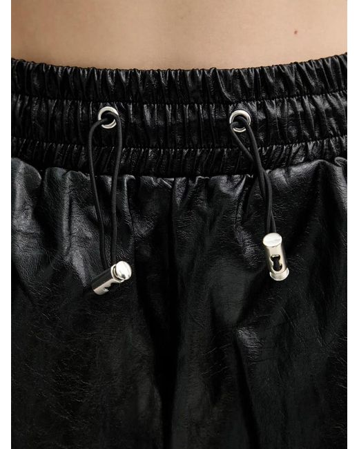Silvian Heach Black Elasticated-Waistband Shorts