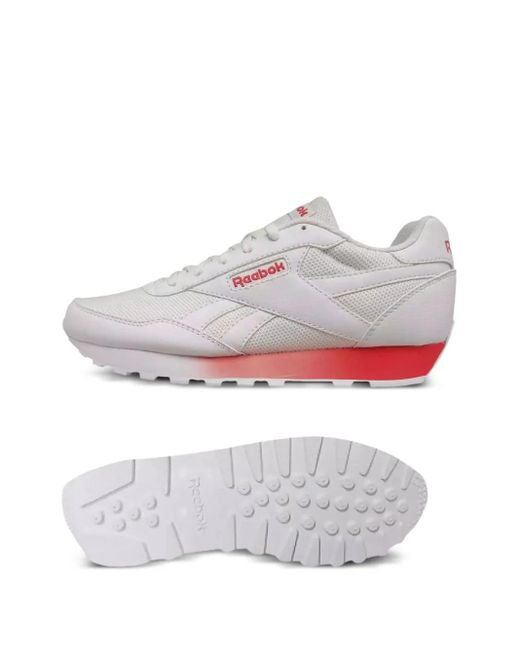 Sneakers Rewind Run di Reebok in White