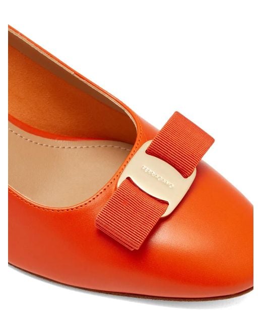 Ferragamo Red Escarpins Vara À Bride Arrière