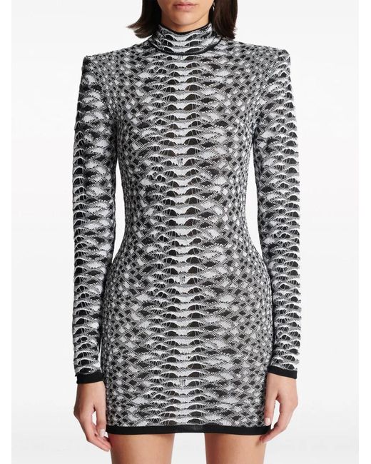 Vestido corto de punto en jacquard Balmain de color White