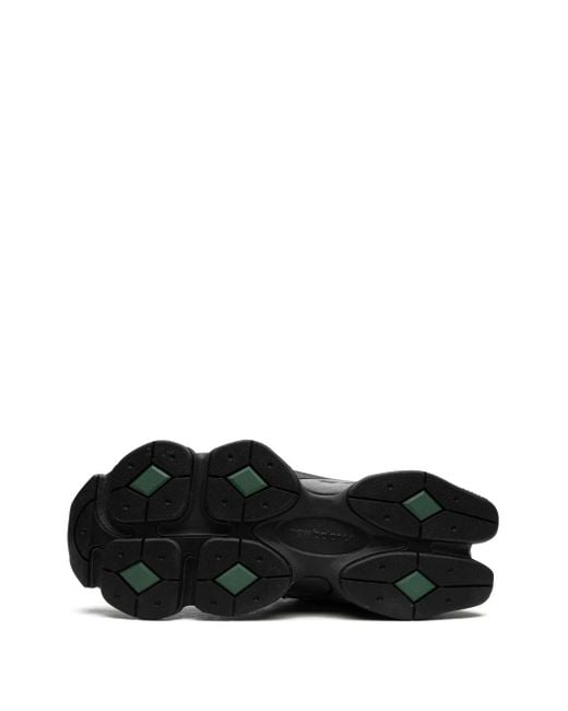 New Balance Green 9060 Low-Top Sneakers