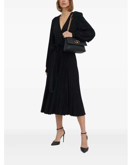 Robe Mi-Longue Ceinturée À Manches Bouffantes Nissa en coloris Black