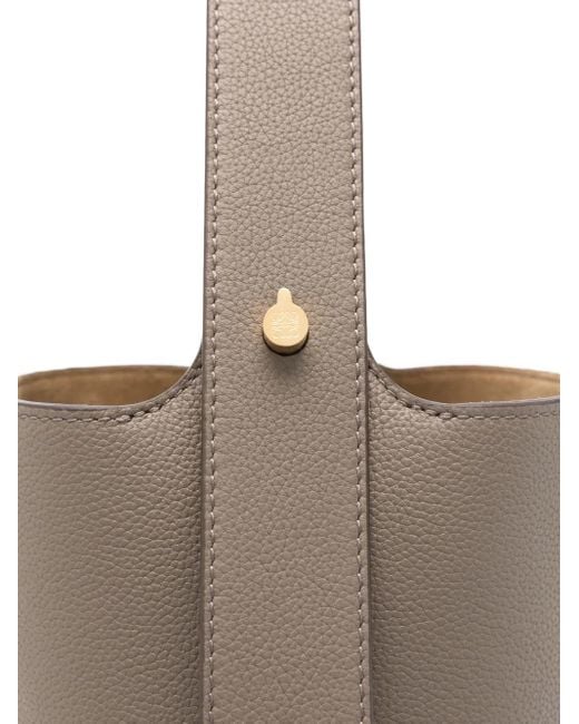 Loewe Pebble レザー バケットバッグ ミニ Gray