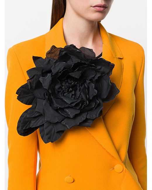 Black sale flower brooch
