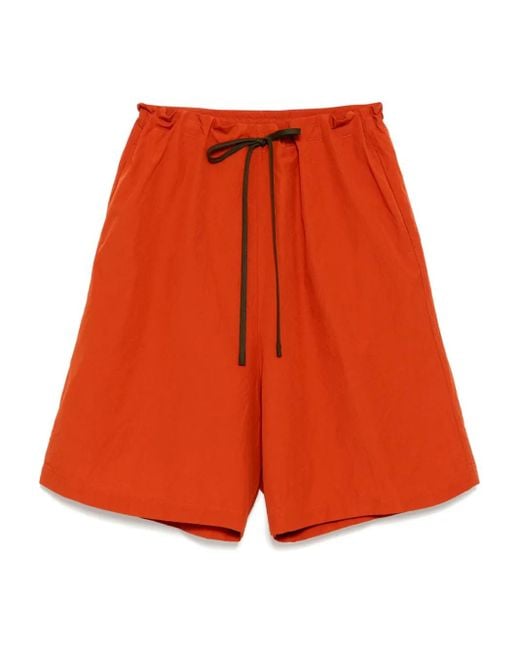 Forme D'expression Orange Short À Effet Dégradé