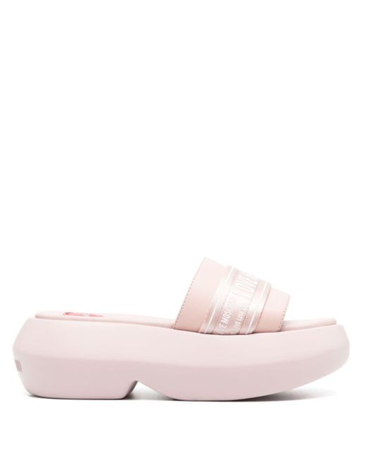 Sandalias con plataforma y logo Love Moschino de color Pink