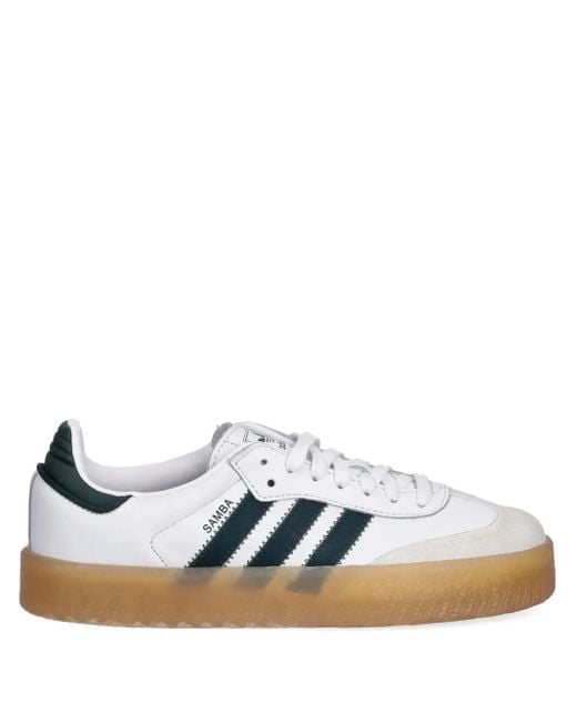 Adidas Blue Samba Sneakers mit drei Streifen