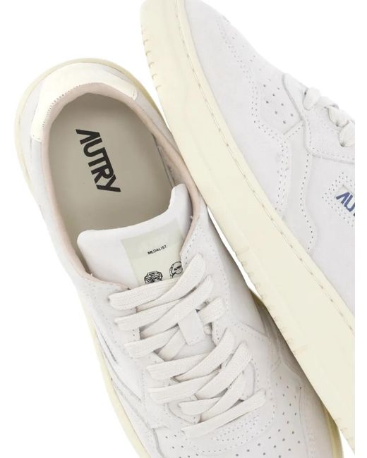 Autry White Light Sneakers With Tonal Stitching